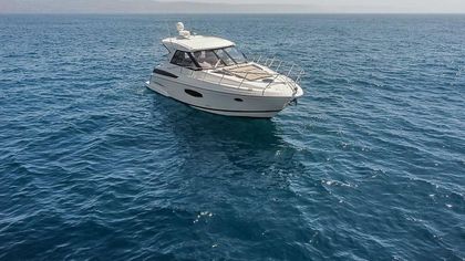 42' Regal 2016 Yacht For Sale